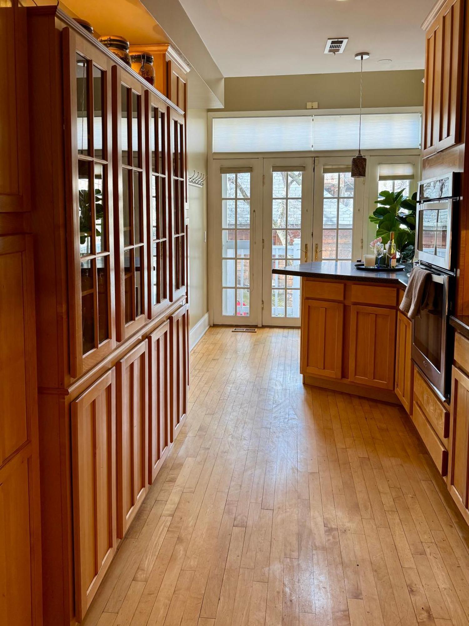 3 Bedroom Spacious Home In Ideal Location W Free Parking Back Yard Pets Welcome Σικάγο Εξωτερικό φωτογραφία