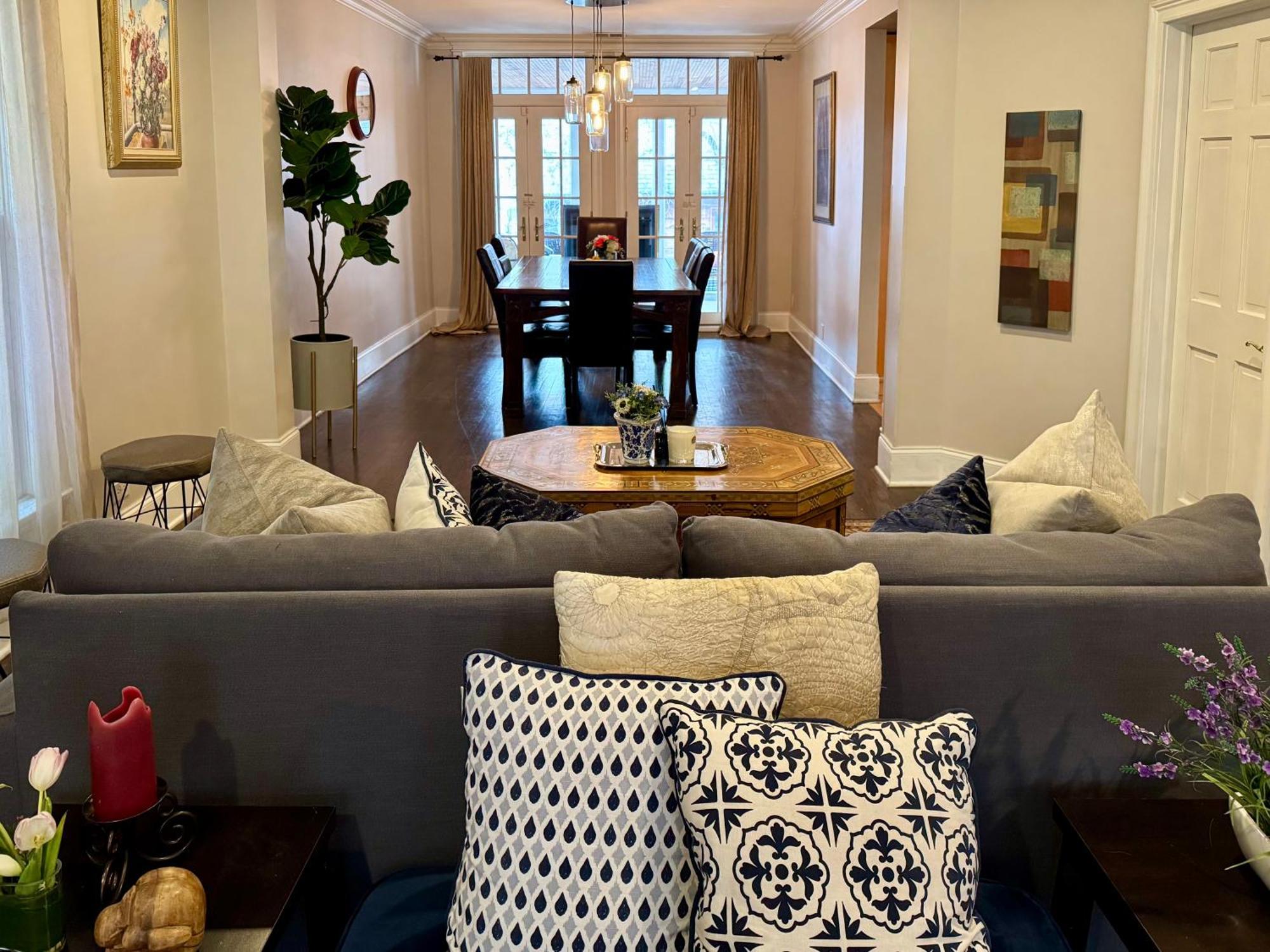 3 Bedroom Spacious Home In Ideal Location W Free Parking Back Yard Pets Welcome Σικάγο Εξωτερικό φωτογραφία