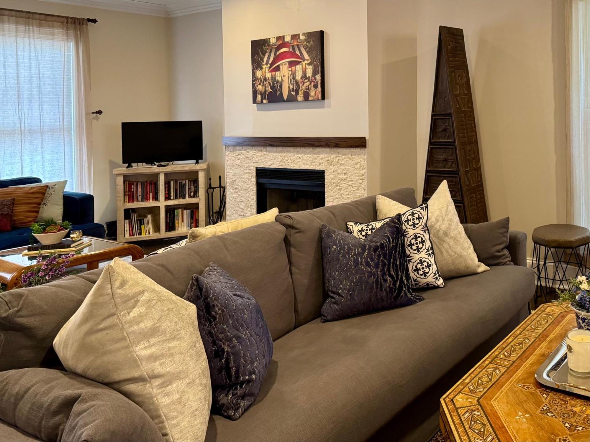 3 Bedroom Spacious Home In Ideal Location W Free Parking Back Yard Pets Welcome Σικάγο Εξωτερικό φωτογραφία