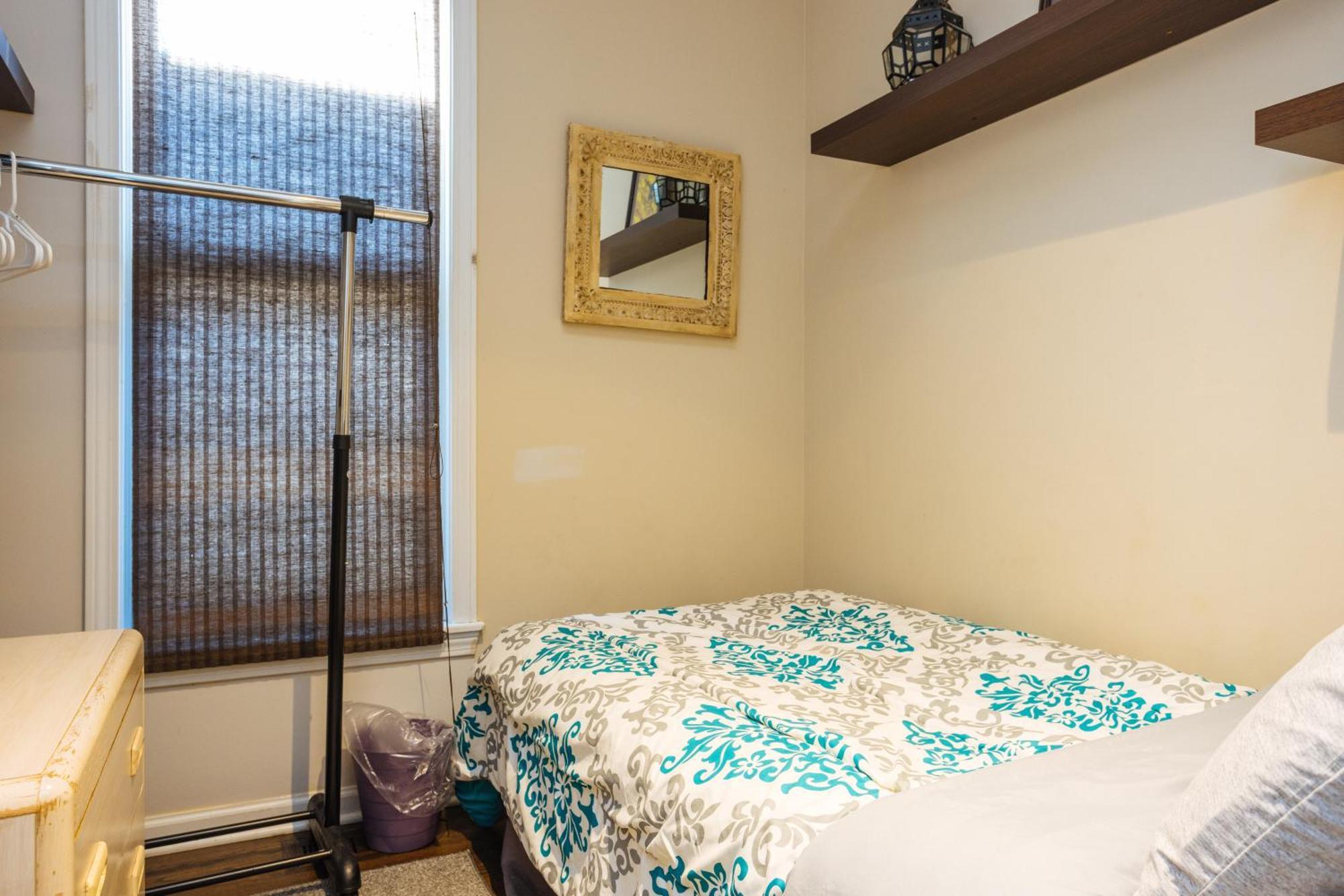 3 Bedroom Spacious Home In Ideal Location W Free Parking Back Yard Pets Welcome Σικάγο Εξωτερικό φωτογραφία